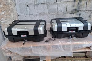 Givi trekker due trk33 e due trk46. 