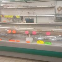 banco frigo bilancia elettronica e stigliatiura pe