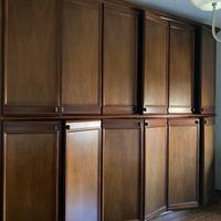 Camera da letto con grandi mobili di pregio