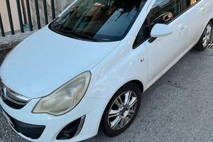 Opel corsa 1.2 Benzina/Gpl