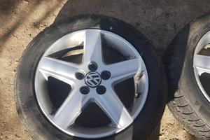 cerchi e 3 gomme invernali