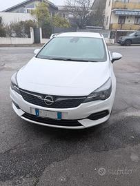 Astra V 2020 Sports Tourer + 1.5 Tdi