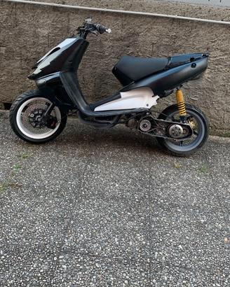 aprilia sr 50
