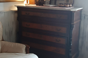 Locale commerciale ed appartamento