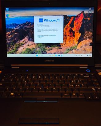 Laptop Notebook Samsung NP600B4B + docking station