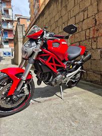 Ducati monster 1100