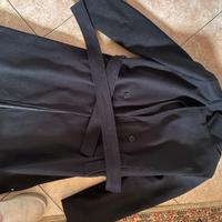 Cappotto nero primaverile