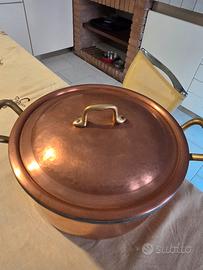 set completo di 7 pentole in rame. Come nuove.