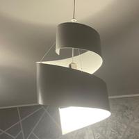 Lampadario moderno bianco a sospensione stile desi
