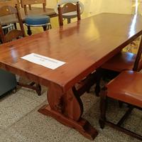 tavolo in legno massello