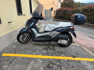 Yamaha xcity 250