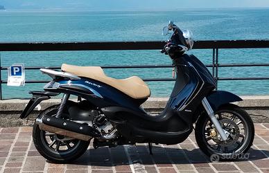 Beverly Piaggio tourer 400 iè anno 2009 km 10400 