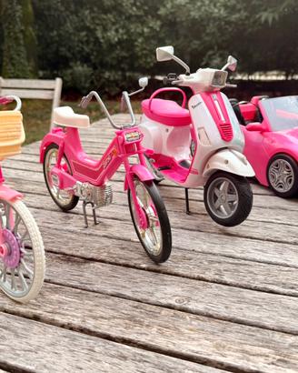 Set Barbie bici, motorino, Vespa e auto cabrio