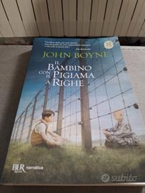 libro il bambino col pigiama a righe 