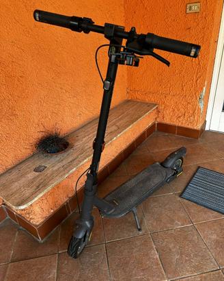 MONOPATTINO ELETTRICO SEGWAY NINEBOT MAX