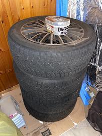Cerchi in Lega 16" + gomme invernali VW Golf 7