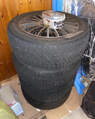 Cerchi in Lega 16" + gomme invernali VW Golf 7