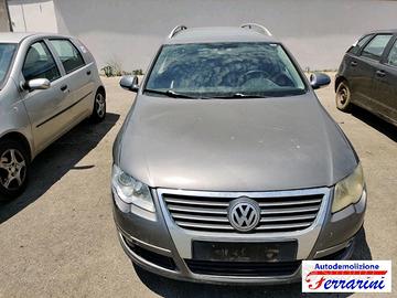 VW PASSAT VARIANT 3C5 2.0 TDI 16V 140CV -ricambi