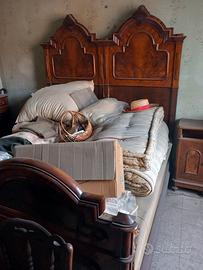 vecchi mobili vintage 
