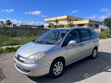 Peugeot 807  hdi 136cv