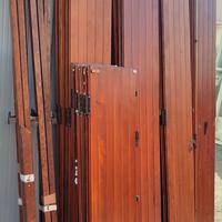 Ante scuretti/scuri in legno a pacchetto 