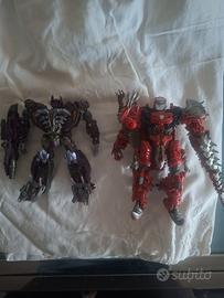 2 PERSONAGGI TRANSFORMERS SCORN E SHOCKWAVE