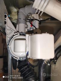 Pompa di scarico  lavatrice Samsung WF90F55P4W