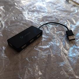 Adattatore Multiplo 4 USB 
