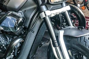 Benelli Leoncino Bobber 400 -