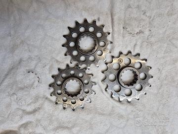 PIGNONI E CORONE PASSO 520 PER BMW S/M1000RR