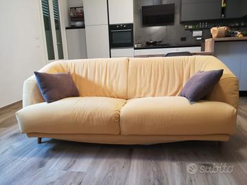 divano tre posti Dema