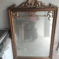 specchio con cornice antichizzata oro