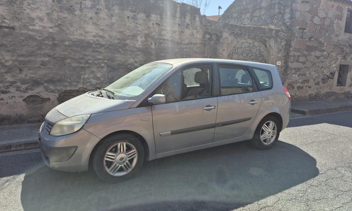 Renault  scenic 1.9td