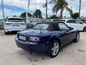 Mazda MX-5 Roadster 1.8L 16V Earth