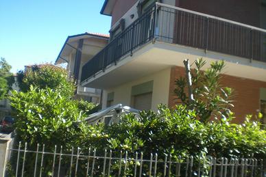GIUG. LUG. AGOST. SETTEMBRE M100 MARE posto auto