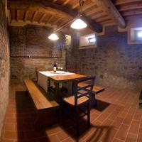 Casa su 4 livelli in borgo medievale