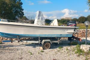 Barca Motore e Carrello