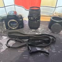 Reflex Minolta Dynax 800si  Sigma 70-210 APO Macro