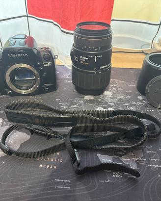 Reflex Minolta Dynax 800si  Sigma 70-210 APO Macro