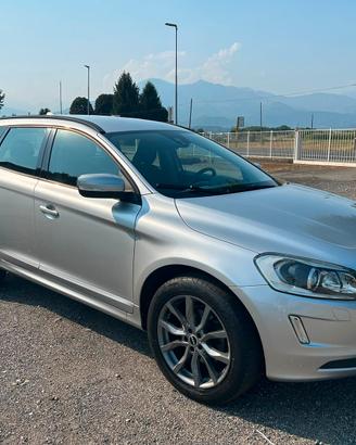 Volvo XC 60 2.4 AWD D5