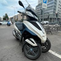 Piaggio MP3 300 - 2011