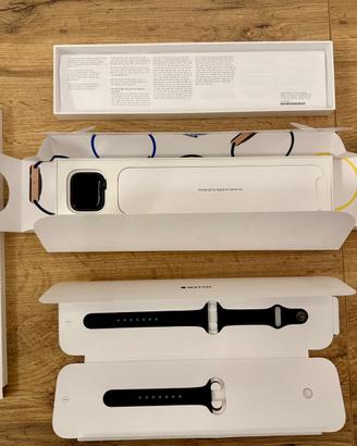 Apple Watch SE (1a gen.) (GPS, 40mm)