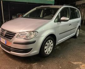 Volkswagentouran 7 posti