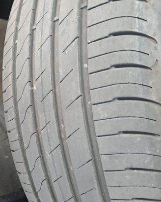 Treno Completo Pneumatici Estate/Inverno – 8 Gomme
