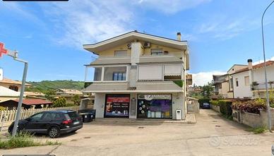 Immobile di 113 m² con 1 locale a Montesilvano