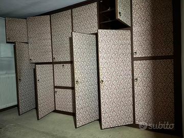 Armadi a parete vintage anni '70