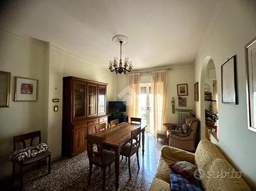 3 LOCALI A LAMEZIA TERME