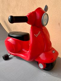 Triciclo vespa bambino con rotelle