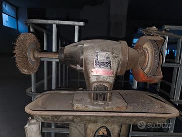 Smerigliatrice da banco Stayer 380 volt