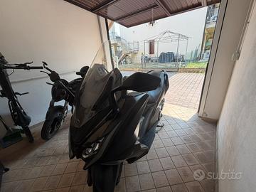 Kymco ak550 abs